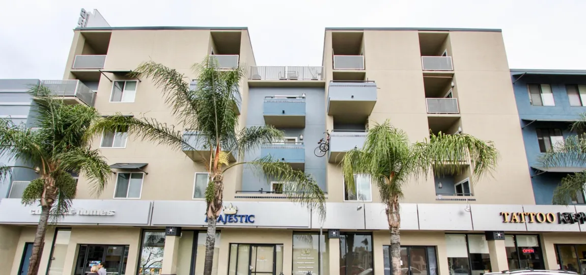 The Apartments in Palisade Gardens has shops in Ground floor