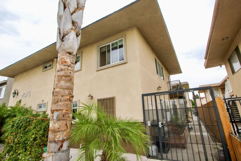 THIS RENT HOUSE OR COTTAGES ARE IN  NORTH PARK CALIFORNIA.IT IS AROUND 1500 SQ FT AND THREE BED ROOM WITH ATTACHED BATH