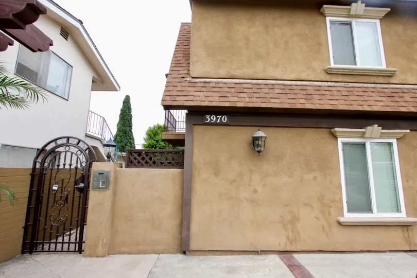 Utah Street Condos , North Park  ,California,brown  building,white border