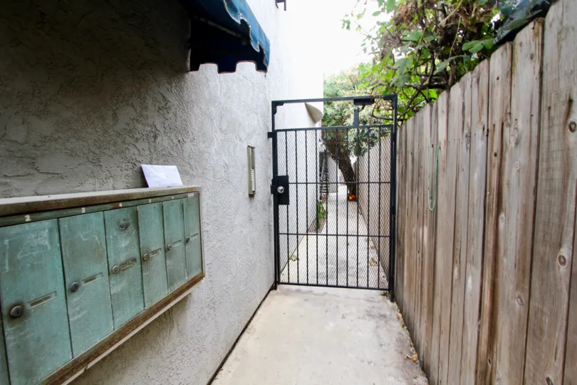 Utah Villa  ,: North Park  ,California, old building, plants