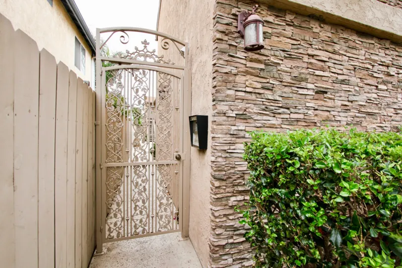 Classy and vintage finish of Villa on Idaho, North Park, California