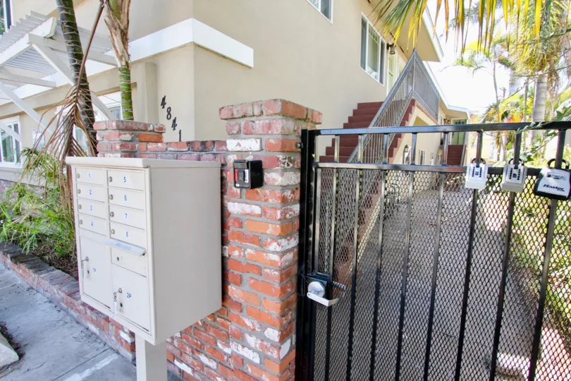 locked gate at 4841 del monte avenue in ocean beach california