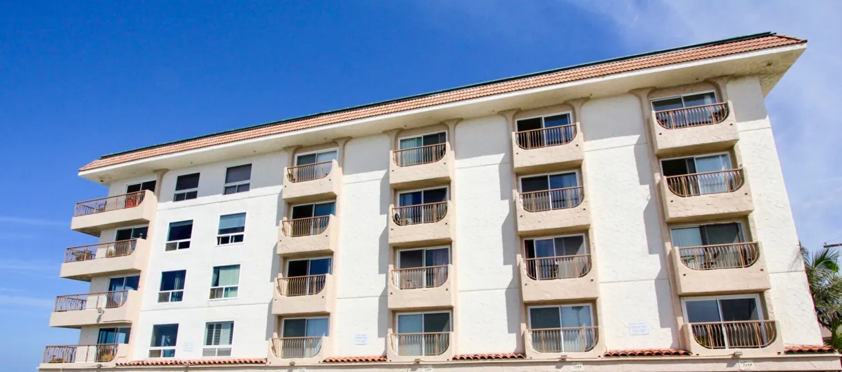 blue sky and big flats complex in Casa De La Playa