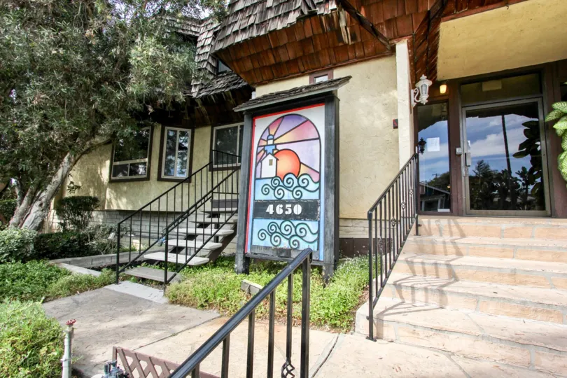 A look at unit 4650 of the Loma Pacific building in Ocean Beach, California