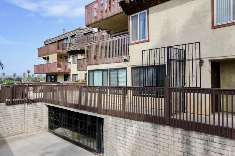 A scenic view of different houses/flats with a parking space in the ground floor, well protected at Loma Pacific
