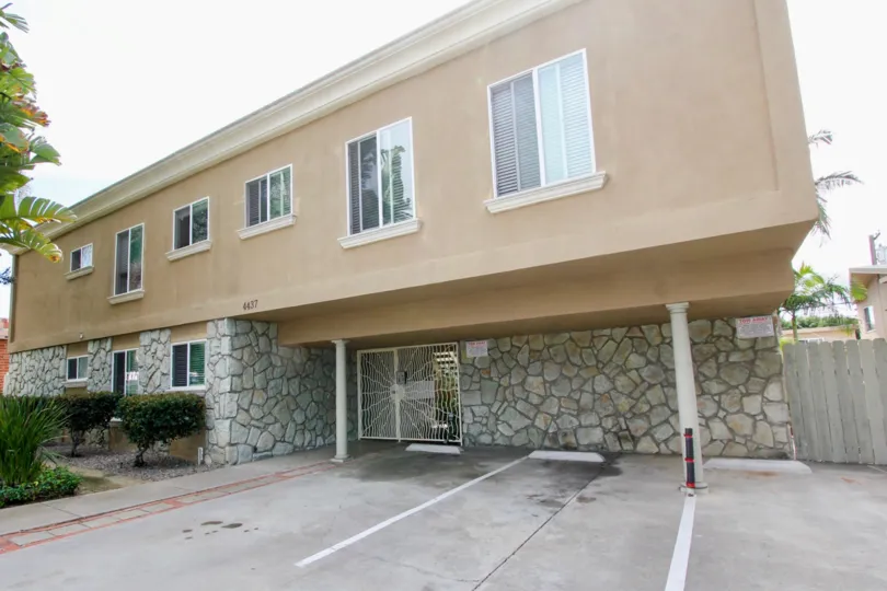 Awesome and beautifull Mentone Villas at Ocean Beach in California