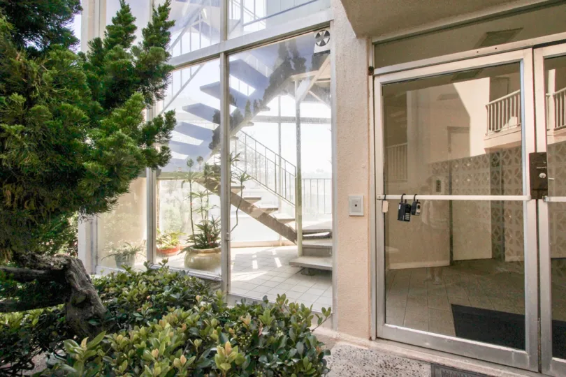 Beautiful pad locked glass door in ocean beach sunset towers, california