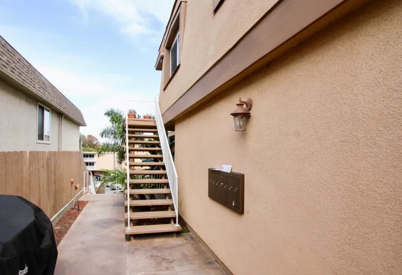 Spacious common area with grill room at Temecula Heights.
