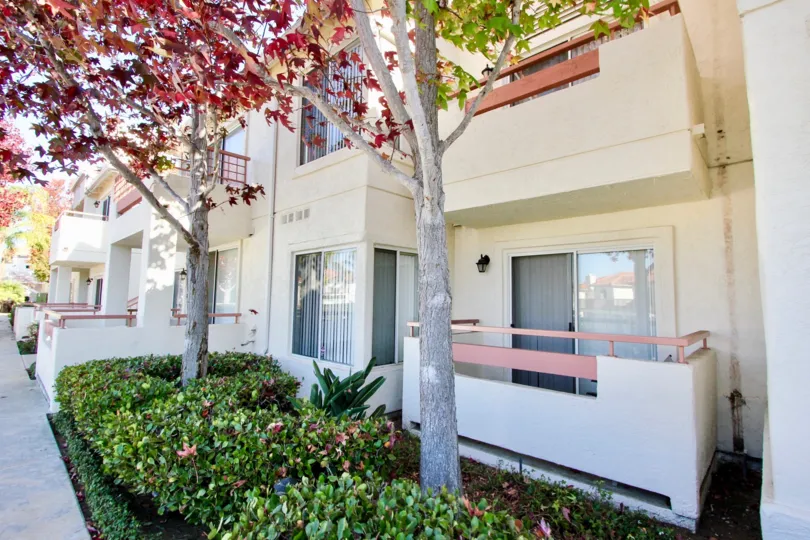 ALT="Avalon at Eagles Crossing Community at Oceanside in California"