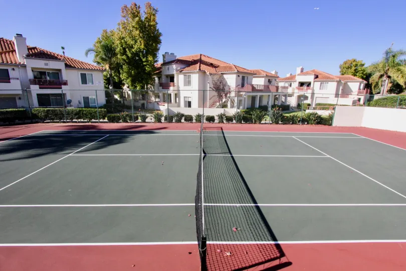 ALT="valon at Eagles Crossing Community at Oceanside in California"