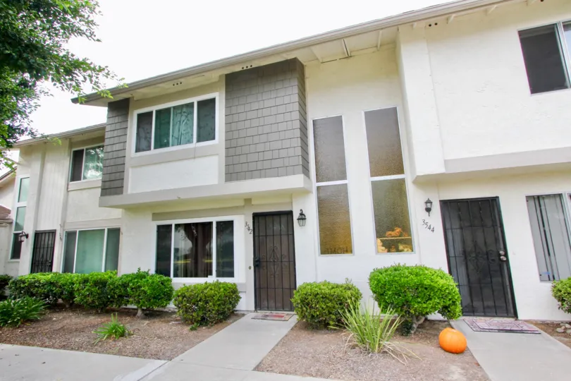 ALT="Bay Shores Community at Oceanside in California"