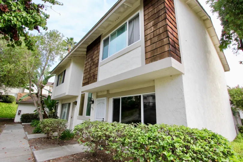 ALT="Bay Shores Community at Oceanside in California"