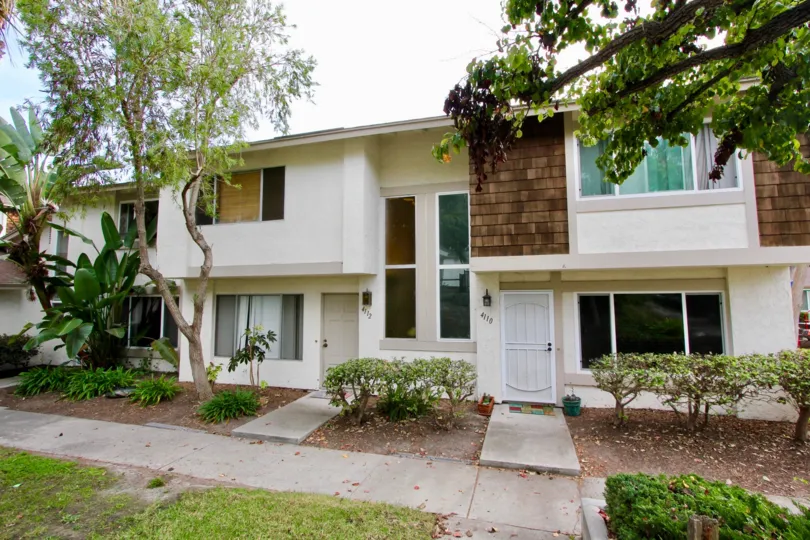 this is a beautiful place in Bay Shores oceanside California to live or work