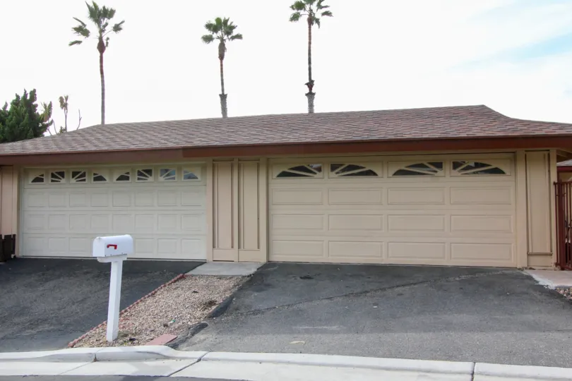 ALT="Camino Crest Community at Oceanside in California"