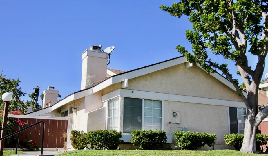 Quiet and peaceful neighborhood plus cable when you are at Carefree Village in Oceanside, CA