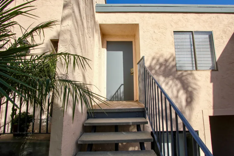 ALT="Casa Collado Community at Oceanside in California"