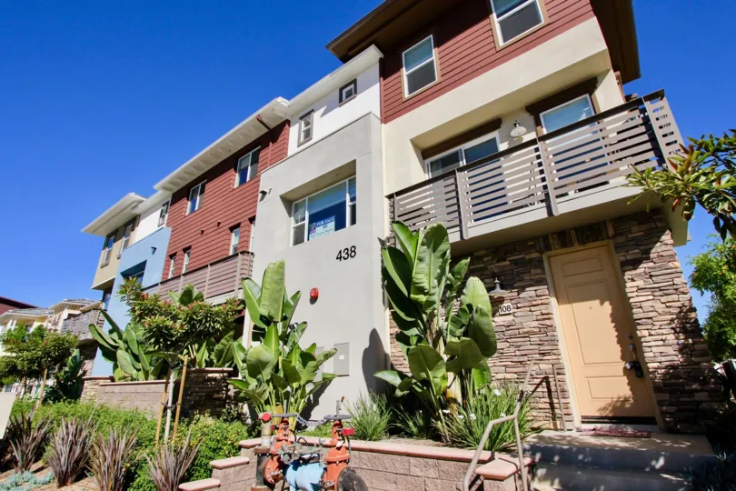 Modern Architectural Masterpiece of Cleveland street 8 Townhomes, Oceanside, California