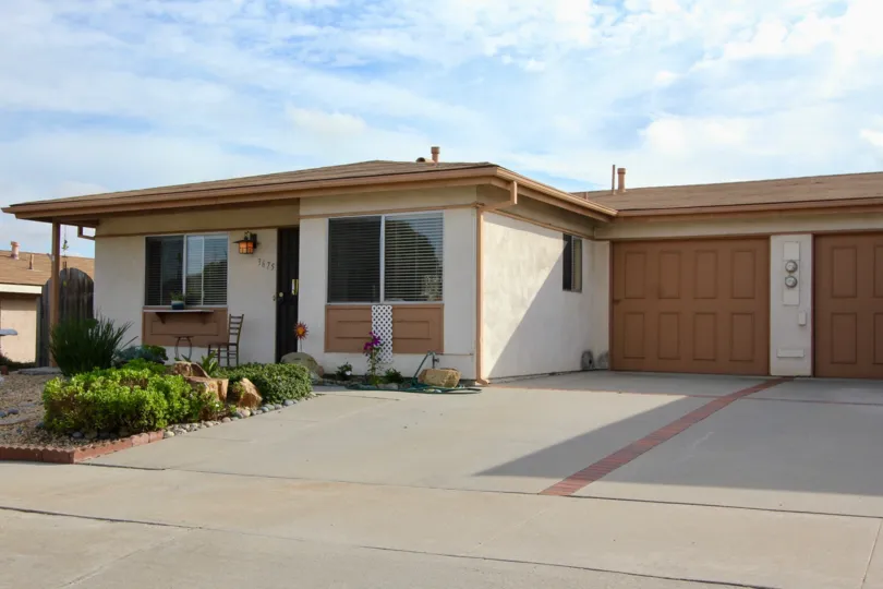 ALT="Costa Serena Community at Oceanside in California"