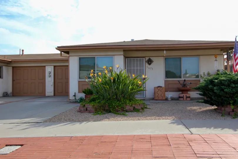 Costa Serena's Bungalows and buildings, Oceanside, California