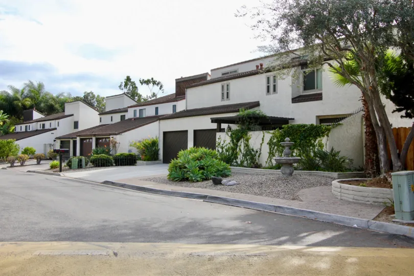 Beautifull and fun loving in El Camino Villa at Oceanside in California