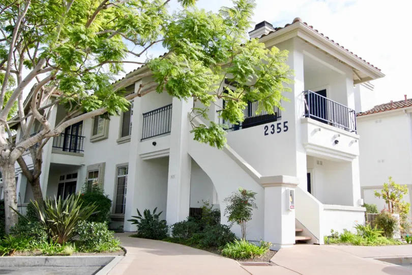 This scenic building sits in sunny Oceanside, California