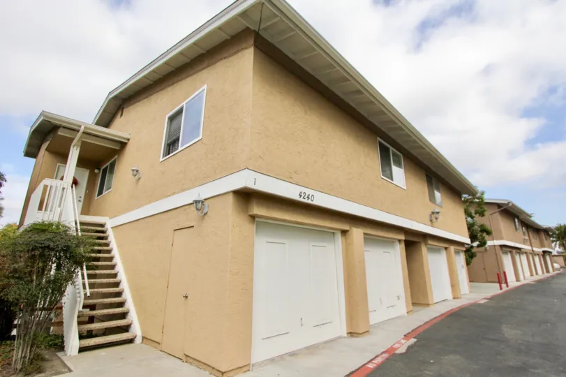 Top entrance to complex in Mission View Oceanside California