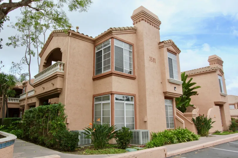 In Palmilla Del Oro an area in Oceanside, CA building 3591 is on the corner.
