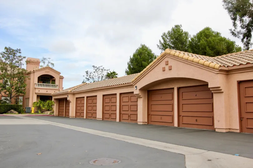 Beautiful homes being shown in the community of Palmilla Del Oro.