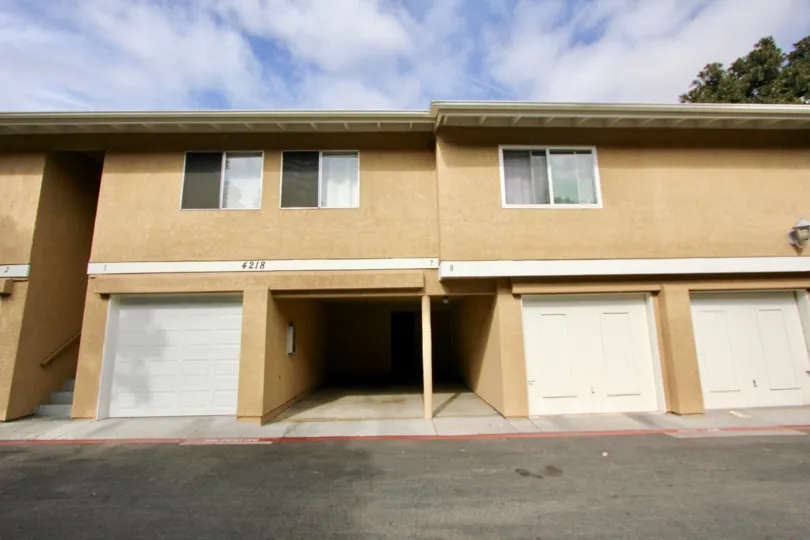 Street view of Quail Ridge residence in Oceanside, California