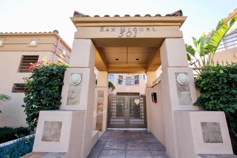 A stunning glimpse of one of the many beautiful properties in Oceanside California