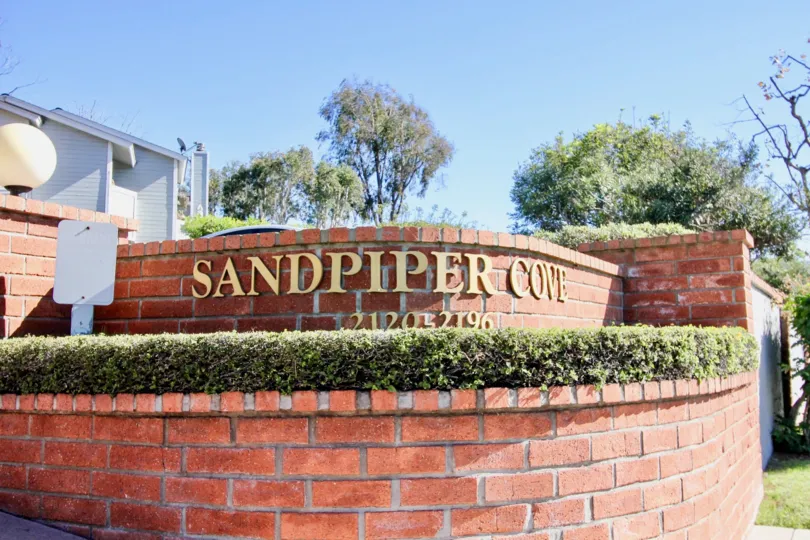 Sandpiper Cove Townhome in Oceanside. Nice mature trees