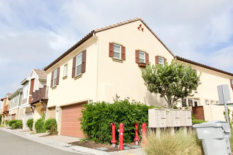 NO PROPERTY TAXES. Move In Ready. Huge backyard with artificial turf. 2br 2ba, 1977. 1344 sqft w California room add on. Completely remodeled kitchen with all new cupboards, appliances, countertops, mosiaic tile back splash. Newer furnace and Powerful New
