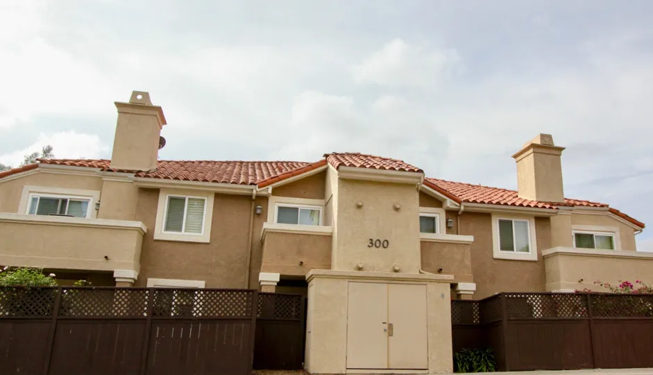 Apartment in The Bluffs mentioned number with 300 and has brown sheet wall on both sides