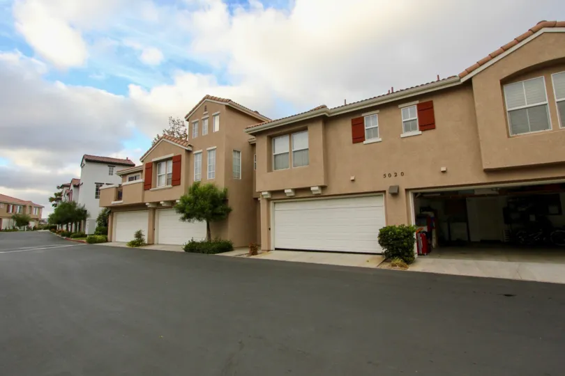 House number 5020 is having a car parking at the basemenbt in Vista Monte.