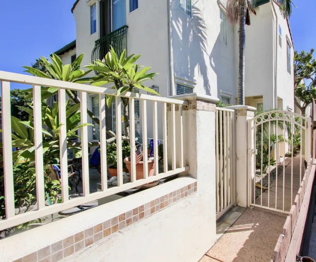 star homes at 1219 Felspar at Pacific Beach, California