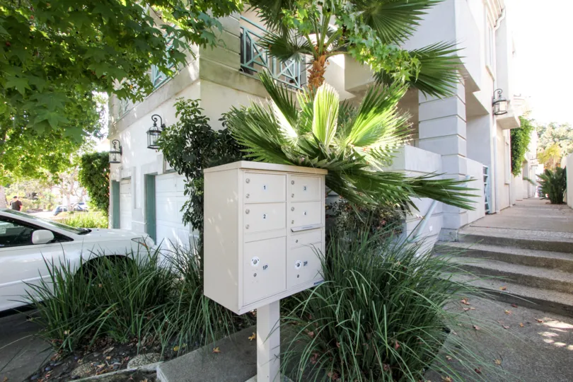 A nice sunny day at the home at 1718 Diamond in Pacific Beach, California