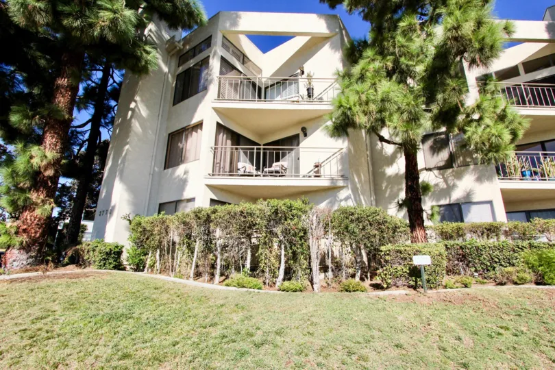 A three-storey townhouse unit in 3770 Crown Point community with a unique open-air terrace.