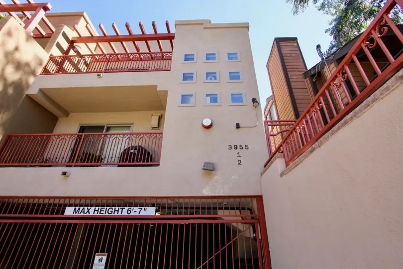 Front side view with varanda in 3955 Gresham Condos, Pacific Beach, CA