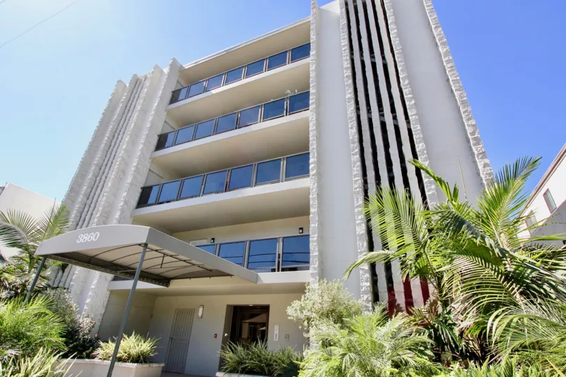 Five story office building in Baycliffs Pacific Beach California