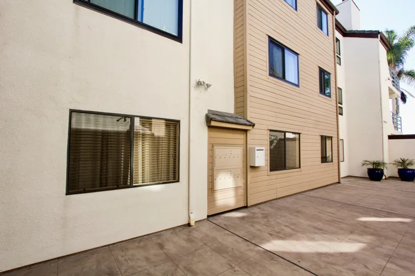 Clean living at Camelot Bay in Pacific Beach, California.