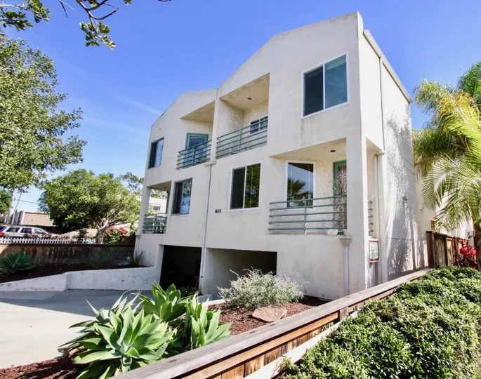 A sunny day at the Chalcedony Townhomes housing community