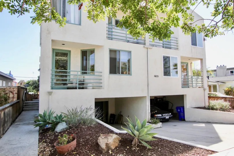 A BEAUTIFUL HOUSE WITH SOME GREENERY IN CHALCEDONY TOWNHOMES