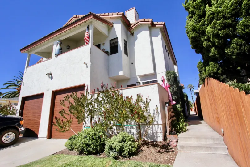 Elite Townhomes Two-Story Unit with Two Garage Doors Pacific Beach California