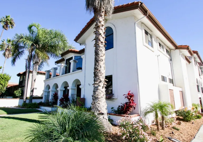 Two story property with balcony of La Jolla Mesa in Pacific Beach