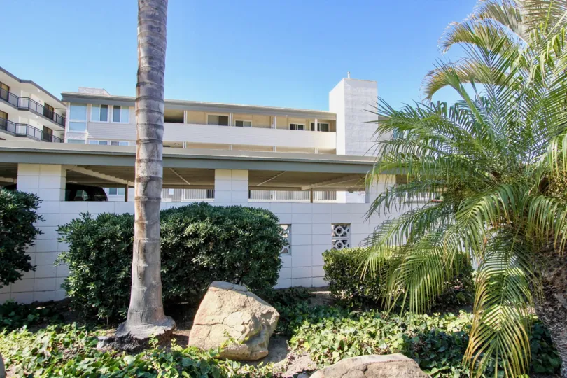 Side view of Sail Bay Shores community, Pacific Beach, CA