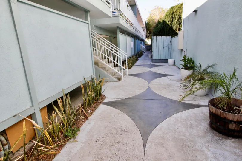 the path way of the heritage on diamond in the city of pacific beach