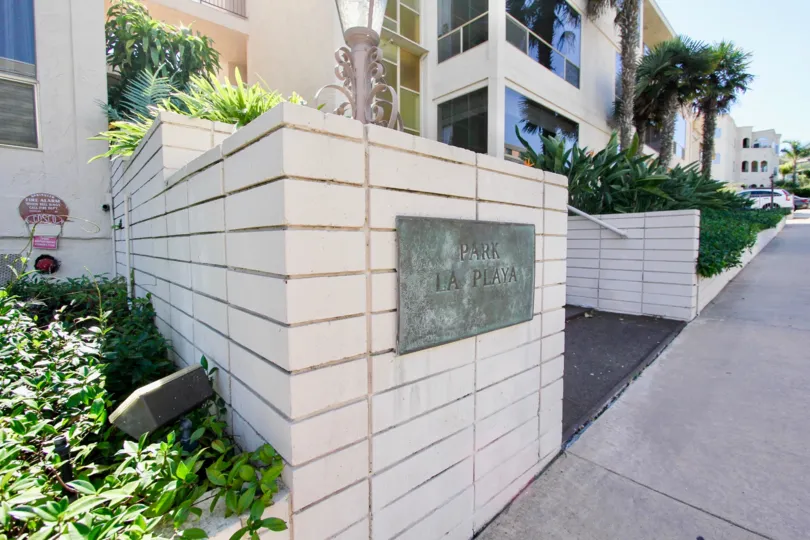 California Point Loma Park La Playa Apartment Building front with Plaque