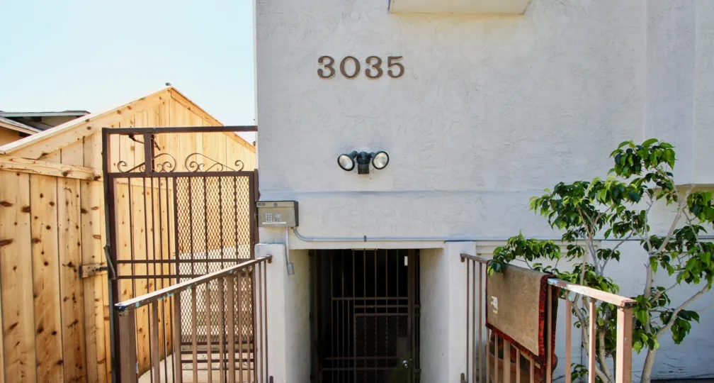A look at unit 3035 in the Primrose Villas in Point Loma, CA