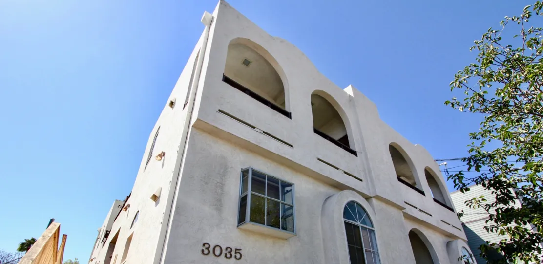 Top angle view of the building 3035 in Primrose Villas