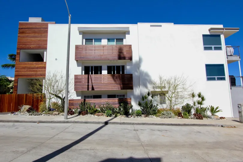 Live in the lap of luxury you dream of in Vista Del Bahil, located in Point Loma.
